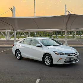 Toyota Camry 2017