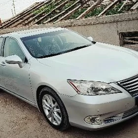 Lexus ES 250 2011