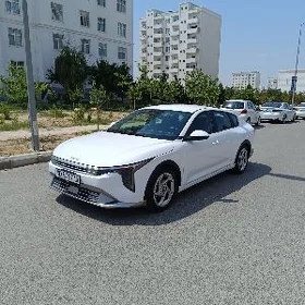 Kia K4 2025