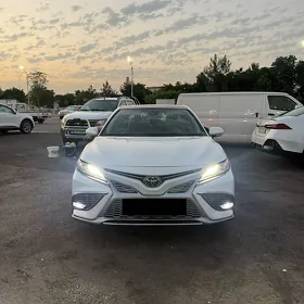 Toyota Camry 2022