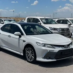 Toyota Camry 2023