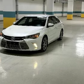 Toyota Camry 2016
