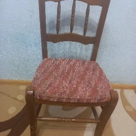 Стулья