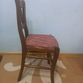 Стулья