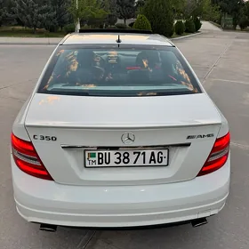 Mercedes-Benz C300 2010