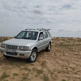 Opel Frontera 2002