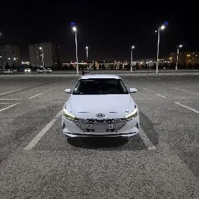 Hyundai Elantra 2021