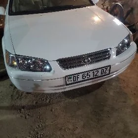 Toyota Camry 1998