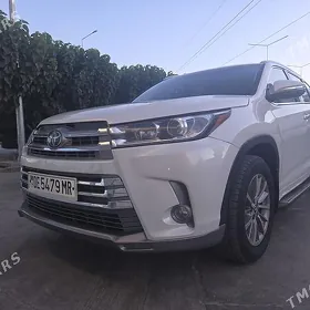 Toyota Highlander 2018