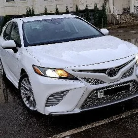 Toyota Camry 2020