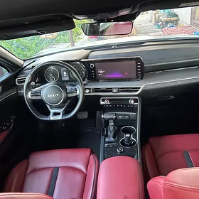 Kia K5 2023