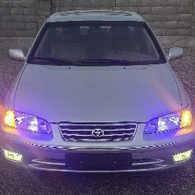 Toyota Camry 1999