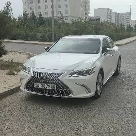 Lexus ES 350 2019