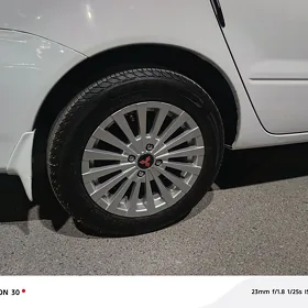 Mitsubishi Lanser 2005