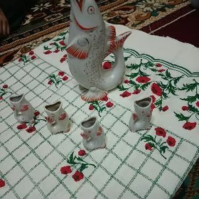 кувшин с рюмками