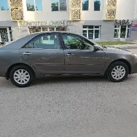 Toyota Camry 2003