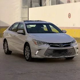 Toyota Camry 2017