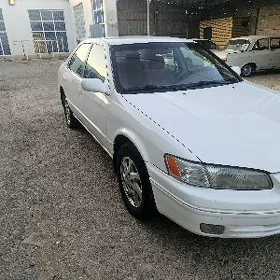 Toyota Camry 1998