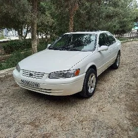 Toyota Camry 1999