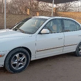 Hyundai Elantra 2005
