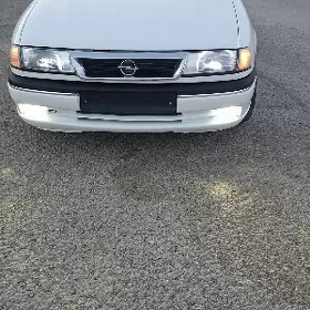 Opel Vectra 1992