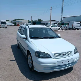 Opel Astra 2004