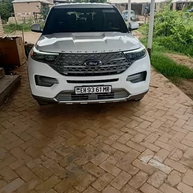 Ford Explorer 2021