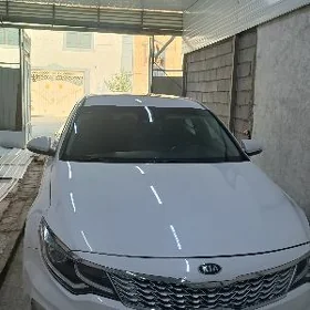 Kia Optima 2020