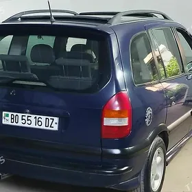 Opel Zafira 2001