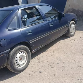 Opel Vectra 1989