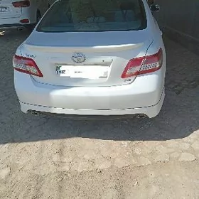 Toyota Camry 2011