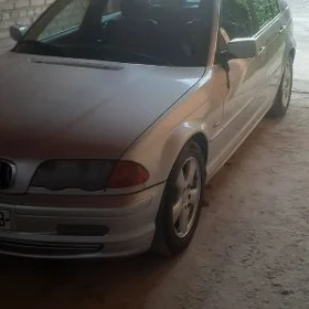 BMW E46 2001