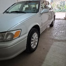 Toyota Camry 2000