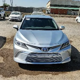 Toyota Camry 2022