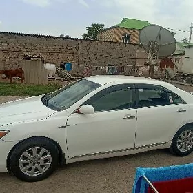 Toyota Camry 2011