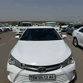Toyota Camry 2016