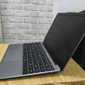 LAPTOP (noutbook)