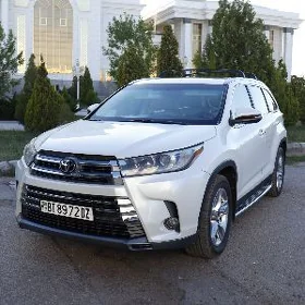Toyota Highlander 2018