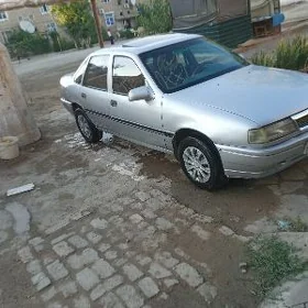 Opel Vectra 1990