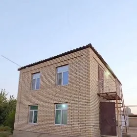 Satlyk daça
