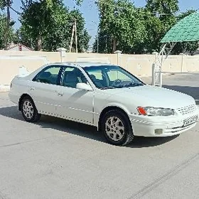 Toyota Camry 1998