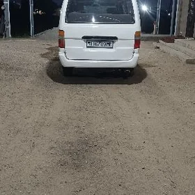 Toyota Hiace 1998
