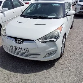 Hyundai Veloster 2013