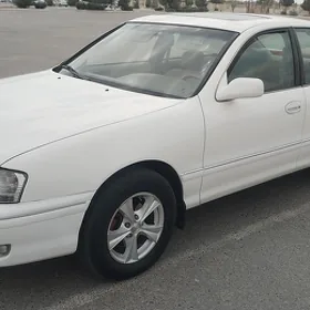 Toyota Avalon 1999