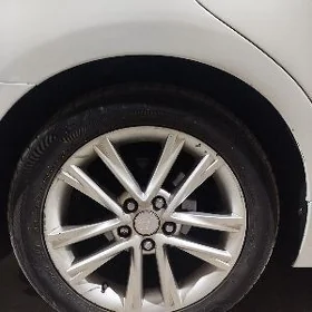 215 55 17 lexus diska obmen