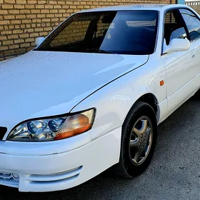 Lexus ES 300 1992