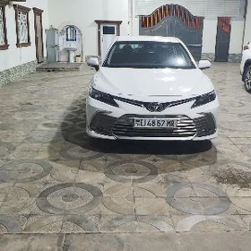 Toyota Camry 2022