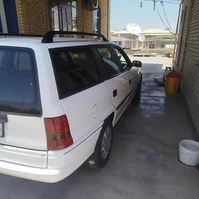 Opel Astra 1995