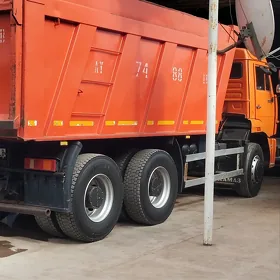 Kamaz 6520 2012