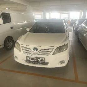Toyota Camry 2010